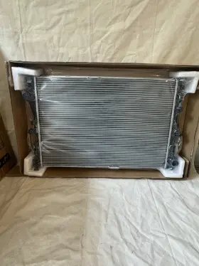 Aprad828 A-preminum A-premium Aluminum Radiator No Oil Cooler Fits 2015-2018 Mercedes-benz C300