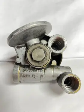 1708881 Bmw E30 325 528 M20b25 Engine Oil Filter Housing Cooler Oem