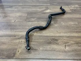 17228092200 Bmw 2018-2022 M5 Sedan 4.4l V8 Engine Oil Cooler Pipe Line F90
