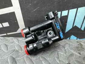 17228668965 Bmw Oem X6m F96 X5m F85 Transmission Oil Cooler Thermostat 2020-2023