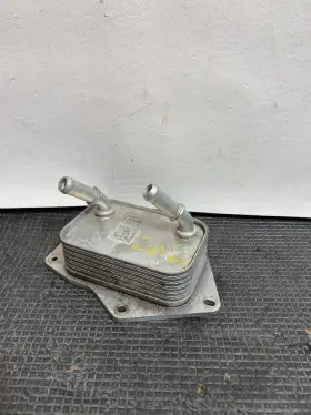 55497871 Buick 2021 -2023 Cadillac Xt4 Ct4 Ct5 Ct6 Enclave 2.0l Engine Motor Oil Cooler