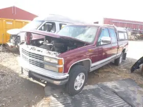 414.gm8593 Chevrolet Truck Tchev1500 1993 Automatic Transmission Oil Cooler 1615941