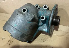 1805849c1 Ford 6.9 / 7.3 Oil Cooler Rear Cap F-series Idi Non Turbo