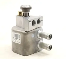 F85z-6a642-ab Ford New Oem Engine Oil Cooler Expedition F150 F250 5.4l 1997-2004