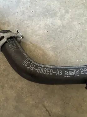 Hc3q-6b850-ab Ford 6.7l Engine Oil Cooler Water Hose Outlet Tube