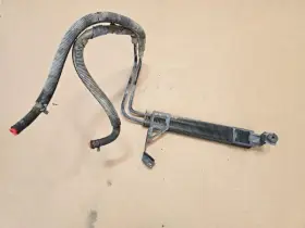 549.gm9n06 Gmc Truck 06 Silverado Sierra 2500 8.1l Power Steering Oil Cooler Shipped As Shown