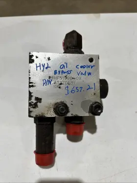 At370551 John Deere Hy2 Oil Cooler Bypass Valve