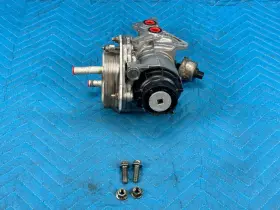 1567038010 Lexus Lx570 Engine Oil Cooler Without Il Filter Housing And Cap 2008 2009 2010 2011 Oem