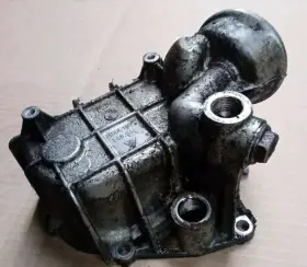944.107.149.6r Porsche 82-87 944 2.5 Oil Cooler Housing Case 924s M44/40 951