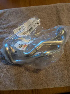 15767-31032 Toyota Oem Genuine Engine Oil Cooler Pipe With Gasket
