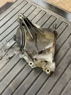 077115401aa Volkswagen 04-06 Phaeton Oem Engine Oil Filter Housing Cooler C42