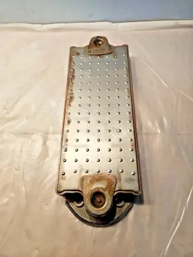 20505537 Volvo 2016 D-13 Mack Mp8 Diesel Engine Oil Cooler Oem